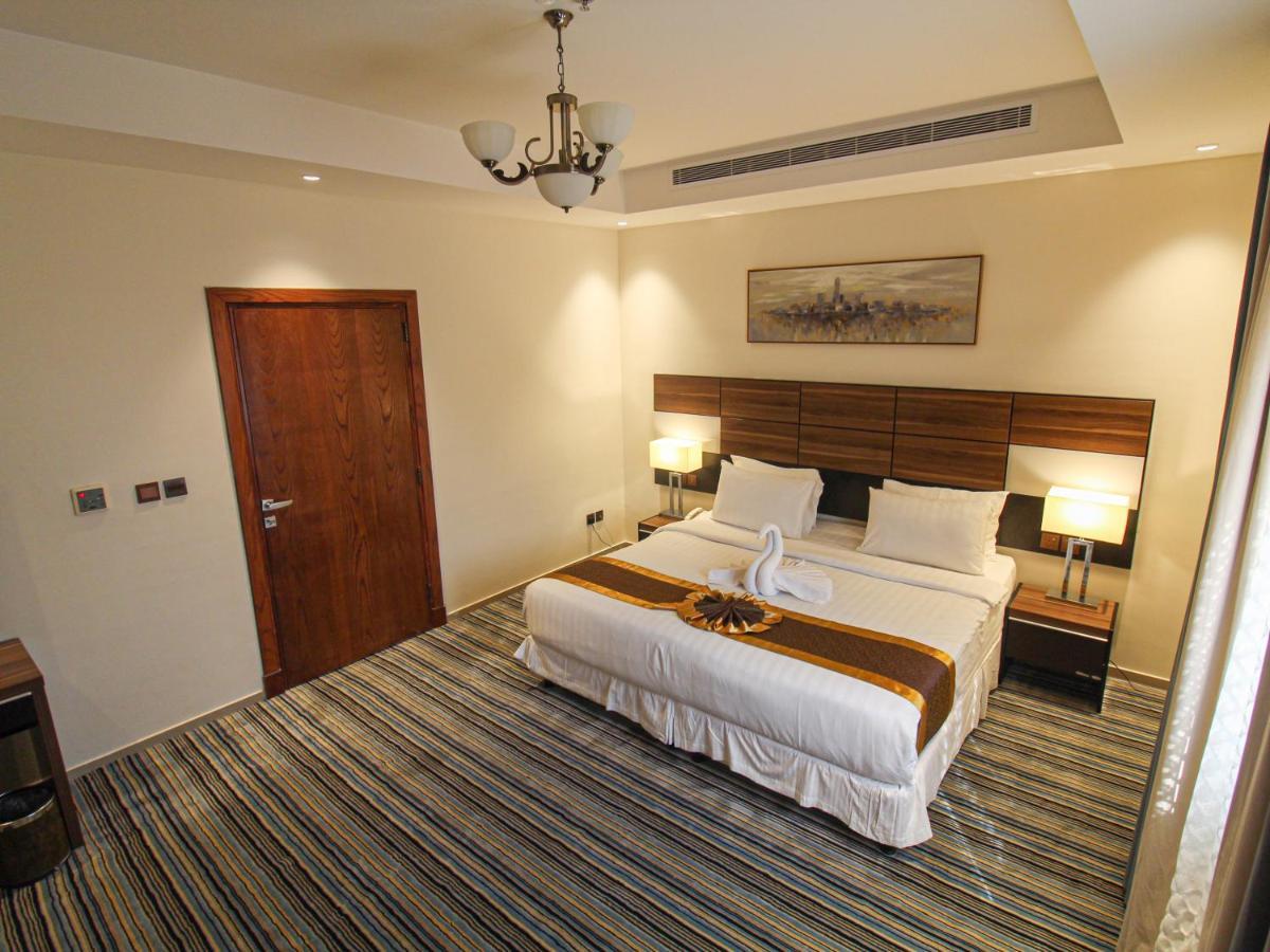 Friesian Hotel Suites Джеда Екстериор снимка