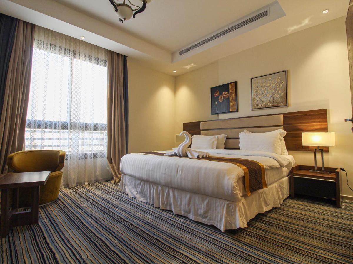 Friesian Hotel Suites Джеда Екстериор снимка