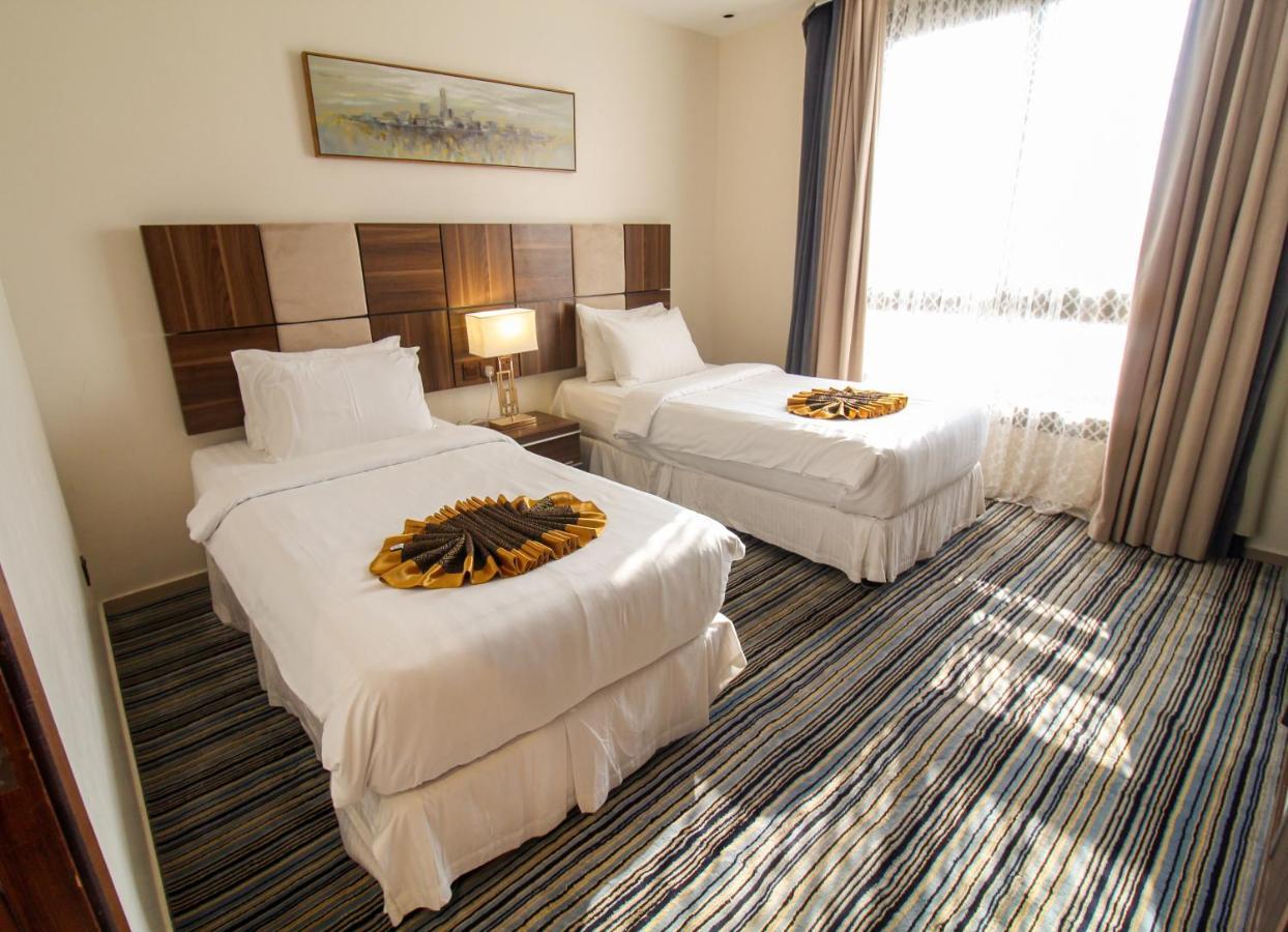 Friesian Hotel Suites Джеда Екстериор снимка