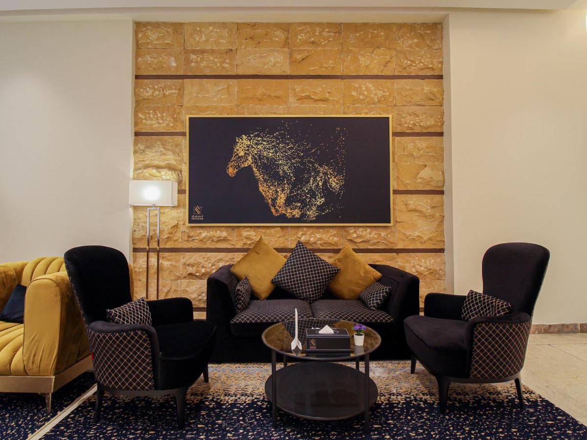 Friesian Hotel Suites Джеда Екстериор снимка
