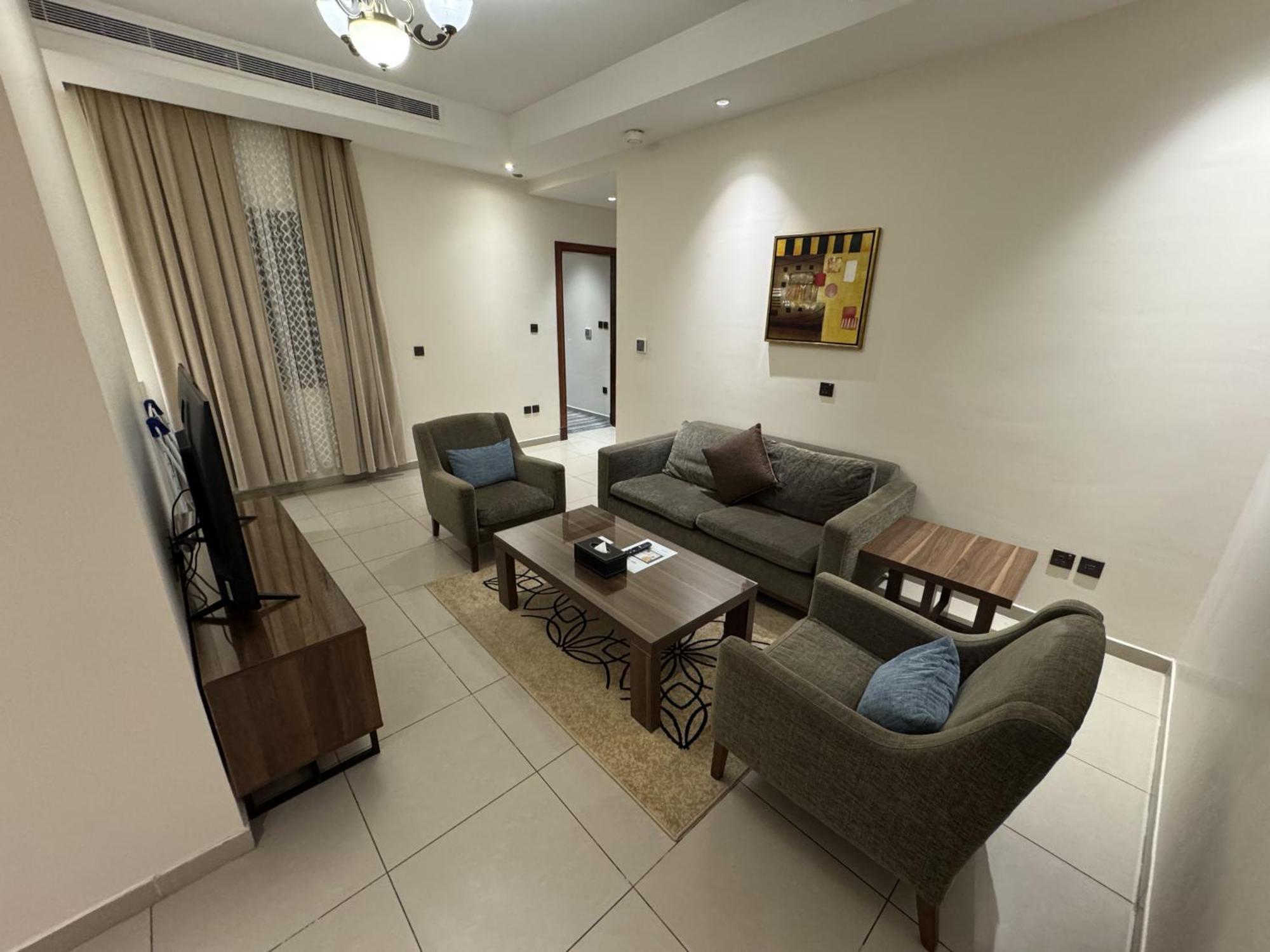 Friesian Hotel Suites Джеда Екстериор снимка